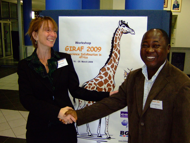 One Geology "buddies": John Duodu, Director of the Geological Survey of Gahna, and Kristine Asch, OneG coordinator Germany,  BGR